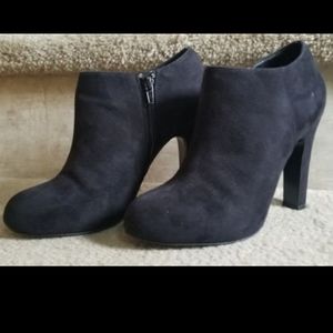 Aldo black booties